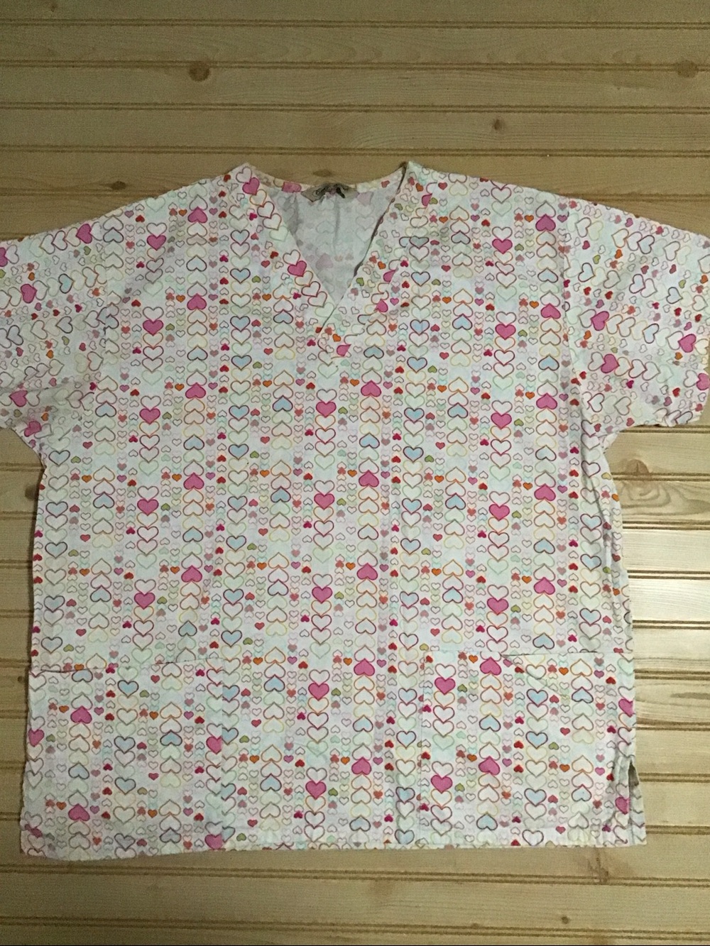 Comfy Cotton Pastel Hearts Soft 100% Cotton Scrub Top V Neck With Pockets L/XL